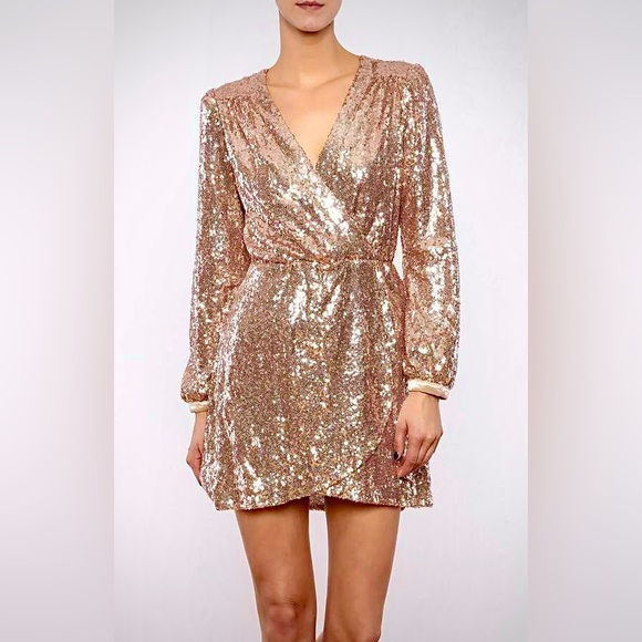 HONEY PUNCH Rose Gold Sequin Faux Wrap Dress, size Medium, NWT - Picture 4 of 10